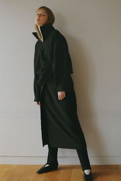 アレンジメント タック オーバー トップス ブラック ARRANGEMENT TUCK OVER TOPS BLACK