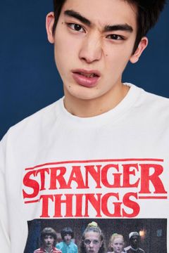 little sunny bite × Stranger Things コラボ プリント長袖Tシャツ ホワイト
