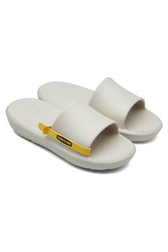 ZEROVITY Slide OG リカバリーサンダル Cream