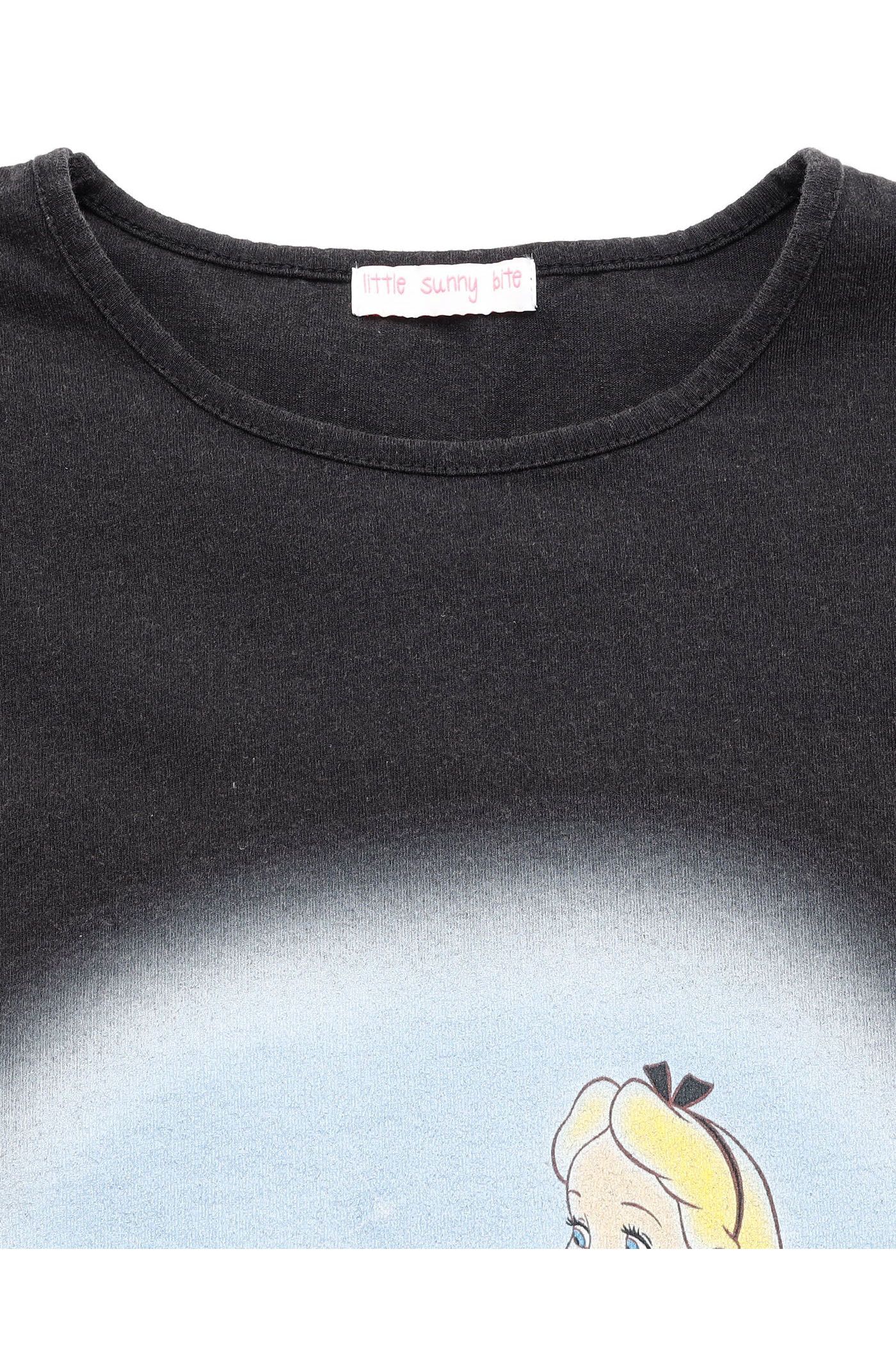 Little Sunny Bite - Disney × little sunny bite コラボ アリス・イン・ワンダーランド プリント長袖Tシャツ  ブラック | 3RD[i]VISION SHOP サーディヴィジョン ショップ