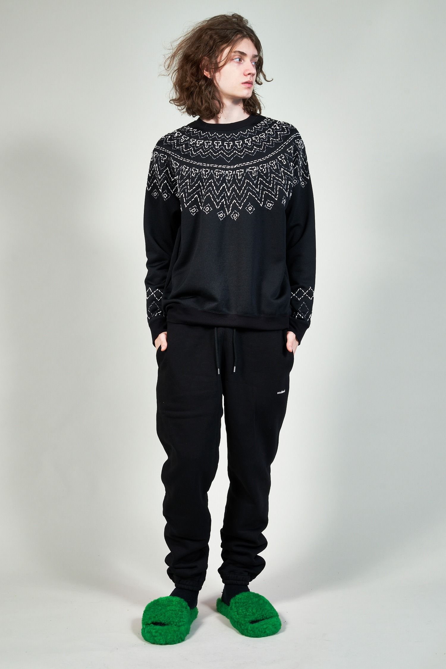フェアアイル柄 刺繍クルーネックスウェットプルオーバー
