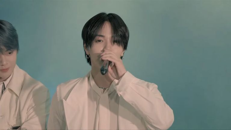 【JO1 大平祥生 着用】GALAABEND ヴィーナスリボンシャツ