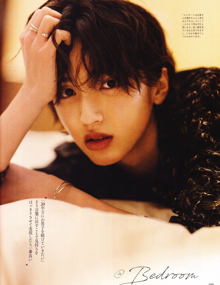 【なにわ男子 道枝駿佑さん 着用】GalaabenD フラワープリントシャツ