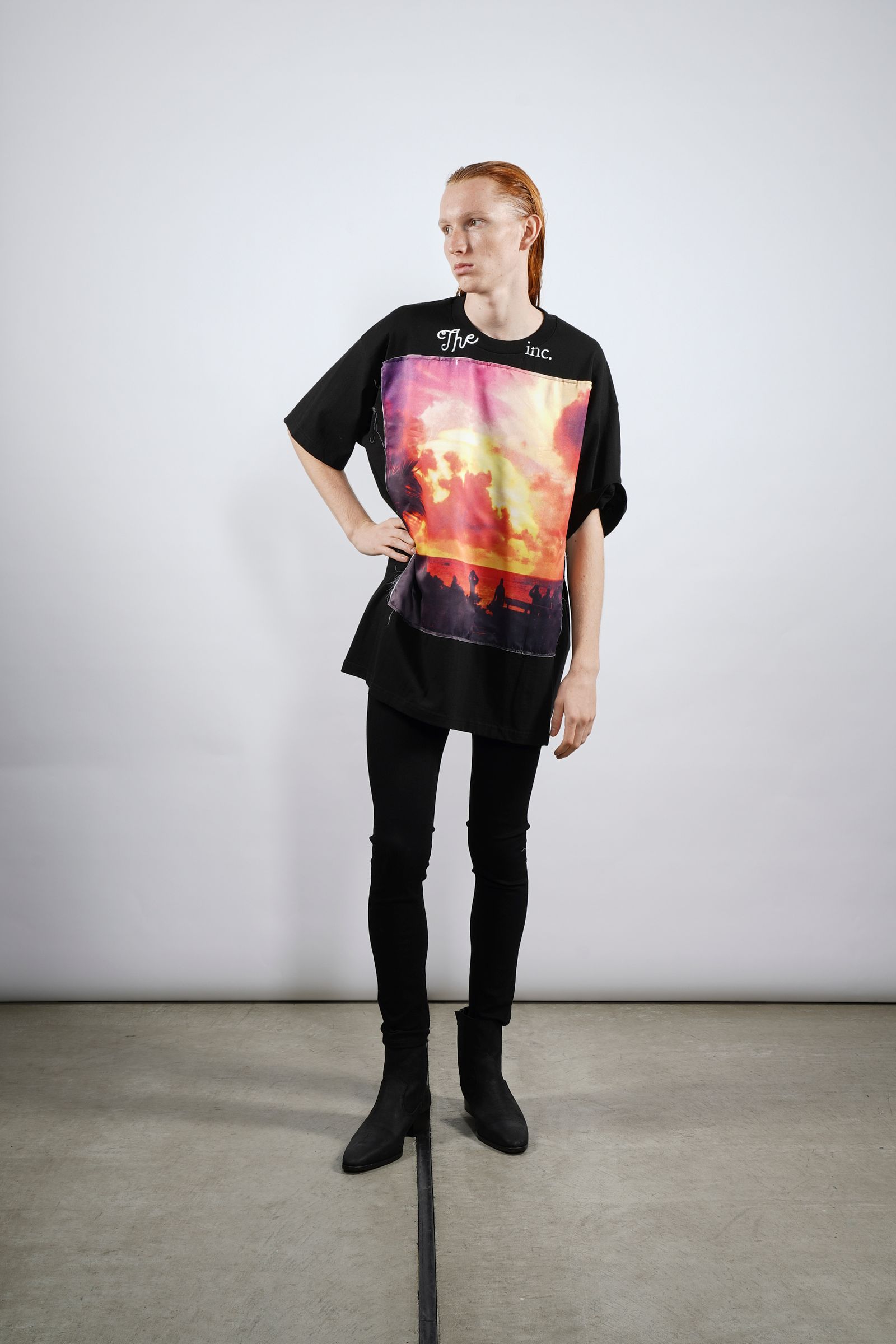 THE ENTROPICAL プリント半袖Tシャツ ブラック