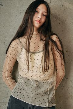 スタンドネック チュール ドット プルオーバー Beige