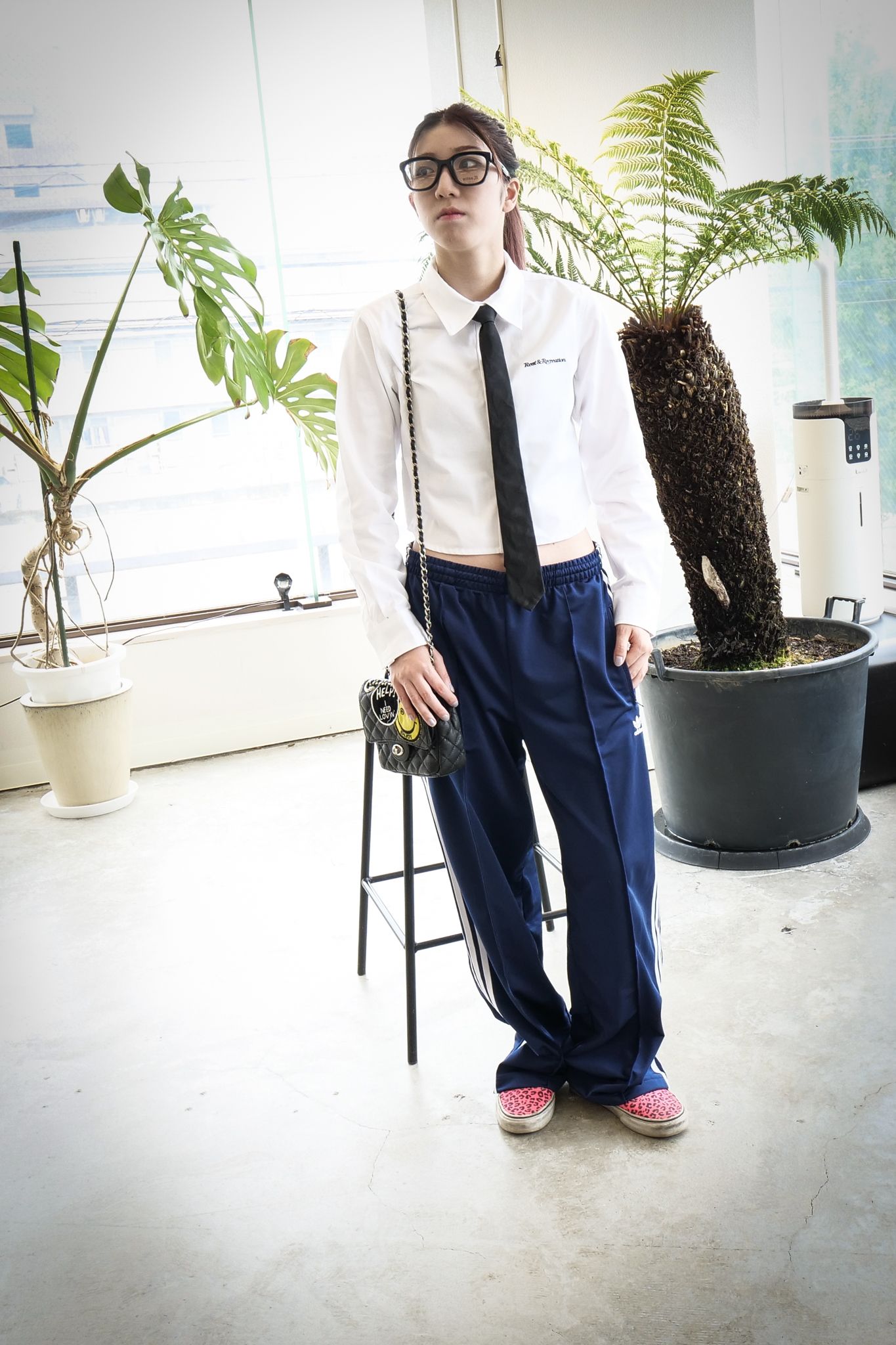 【REST&RECREATION】Cropped Shirt & Crepped Cardigan BLACK