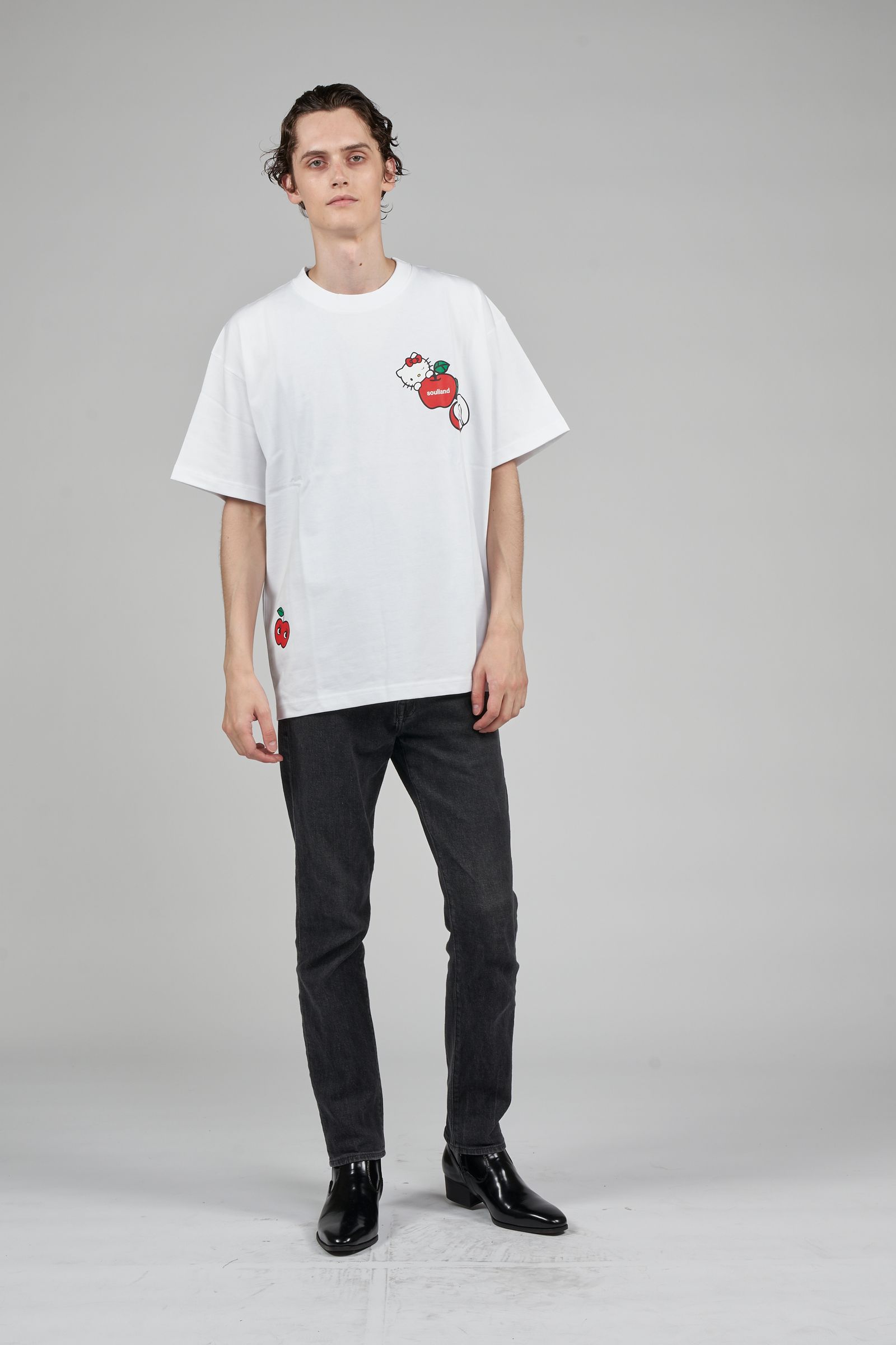soulland×ハローキティ コラボ アップルプリント 半袖Tシャツ ホワイト