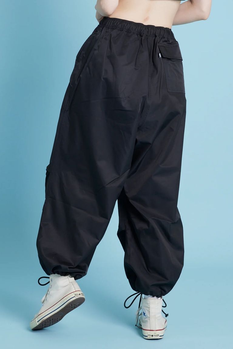 Nissy着用littlesunnybite リトルサニーバイト ナイロンパンツ LittleSunnyBite/リトルサニーバイト/nylon pants | L.H.P