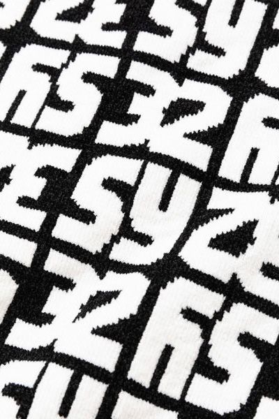SY ロゴ ニット ジップアップ セーター ブラック