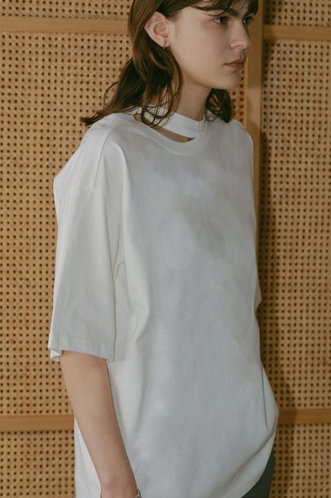 Back open W face Tops ホワイト