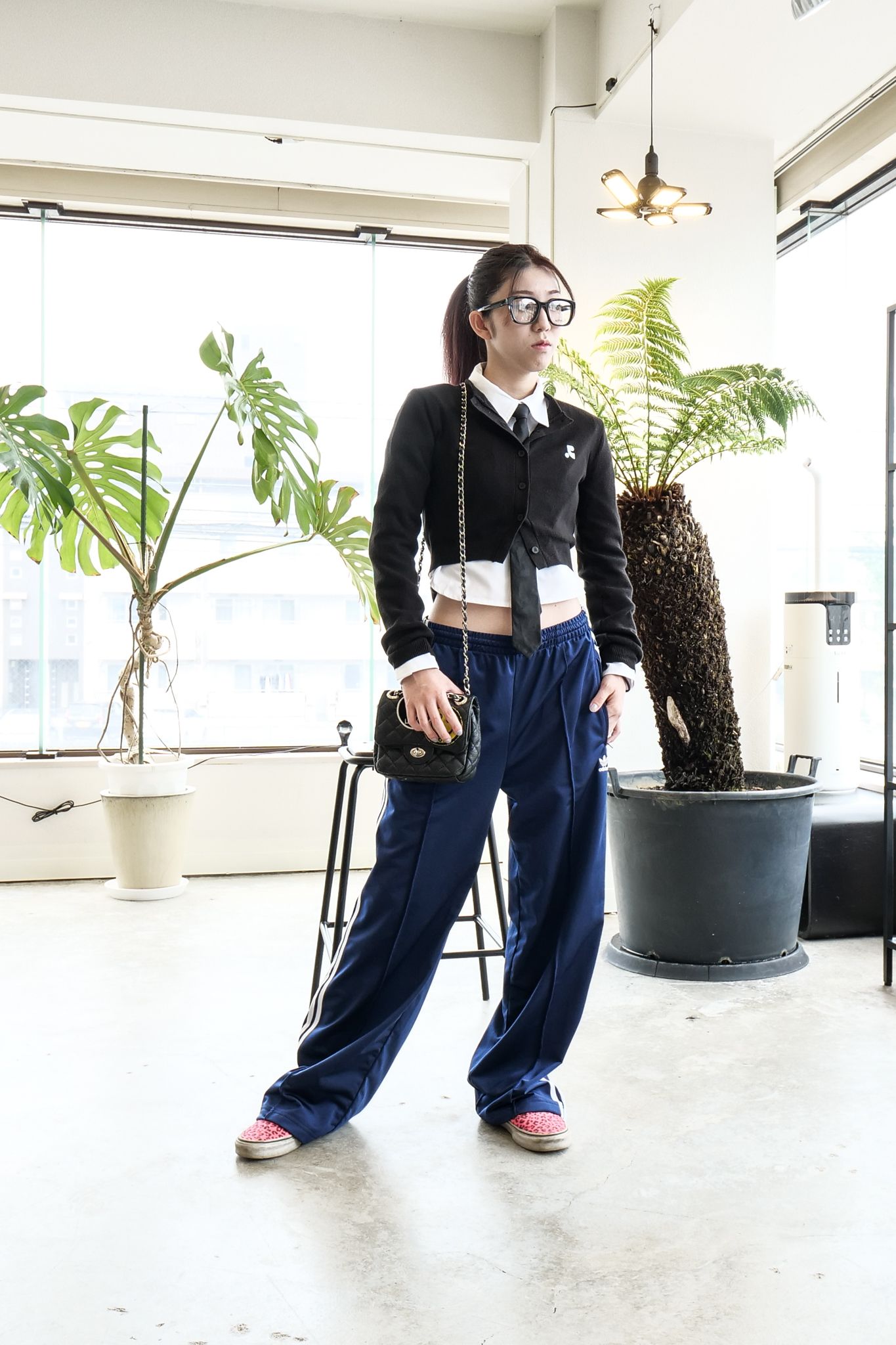 【REST&RECREATION】Cropped Shirt & Crepped Cardigan BLACK