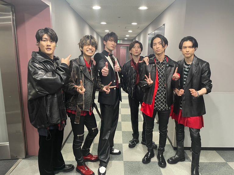【SixTONES ジェシーさん 着用】GalaabenD ビジューラペル オーバージャケット