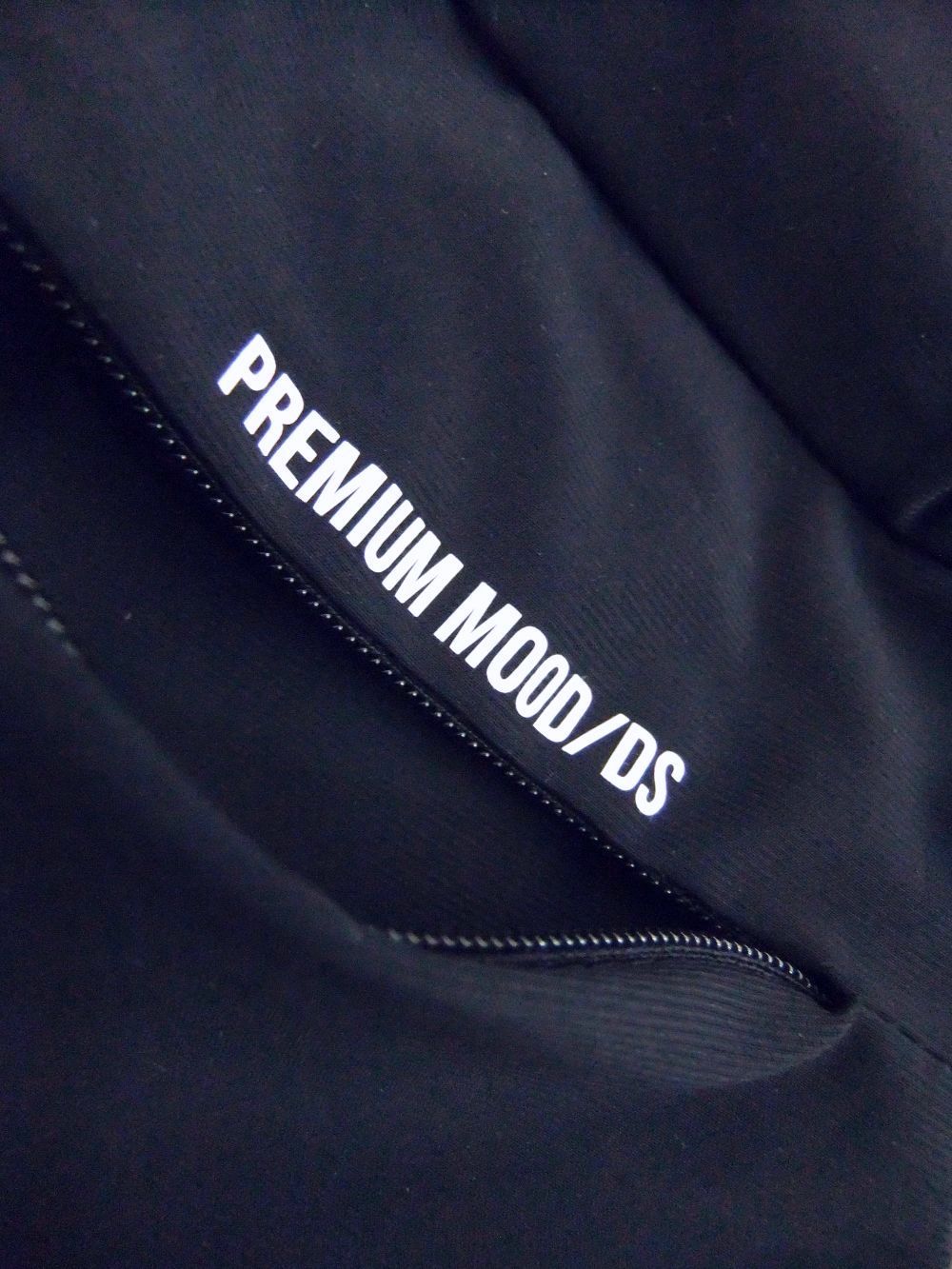 INVISIBLE LY   スーパーストレッチパンツ