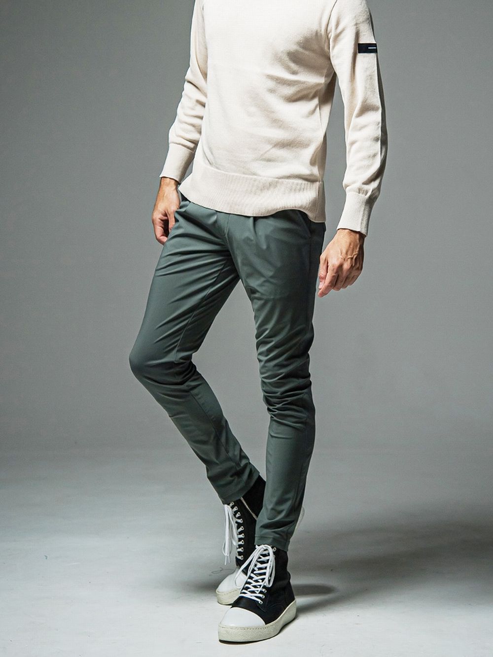 CHRIS EASY TUCK PANTS スラックス イージー タックパンツ (カーキ)