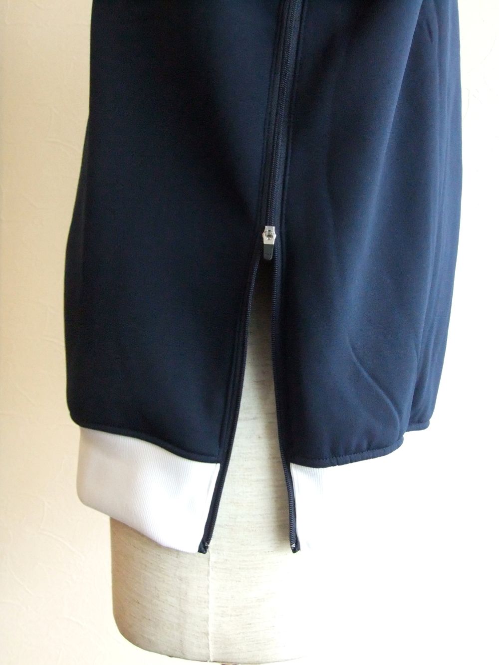 CARDBOARD SWEAT  ロゴ入りスウェットシャツ  ( ネイビー )  RSM-20202