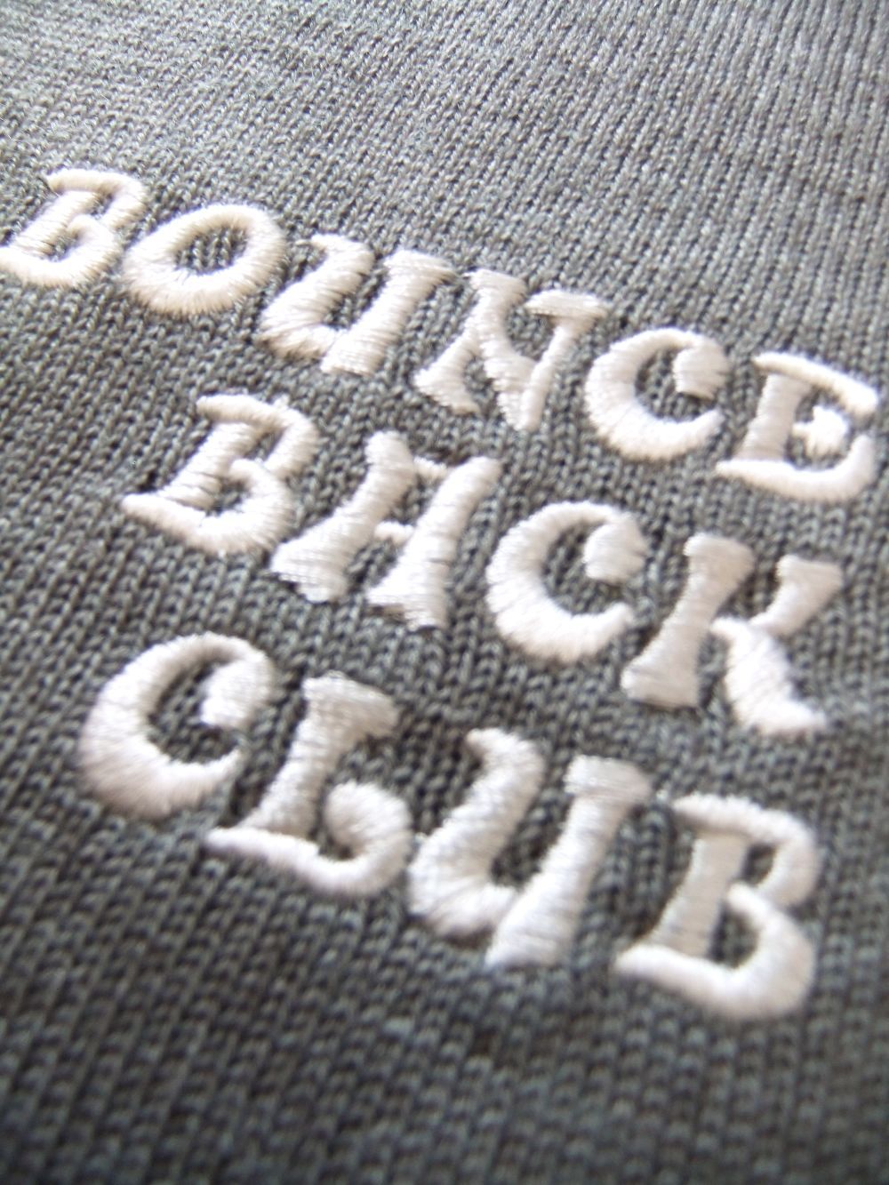 BBC V- NECK   ロゴ入りVネックセーター ( グレー ) RSM-20275