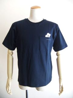 No Rain No Flower  ポケット付き クルーネック Tシャツ (ネイビー)