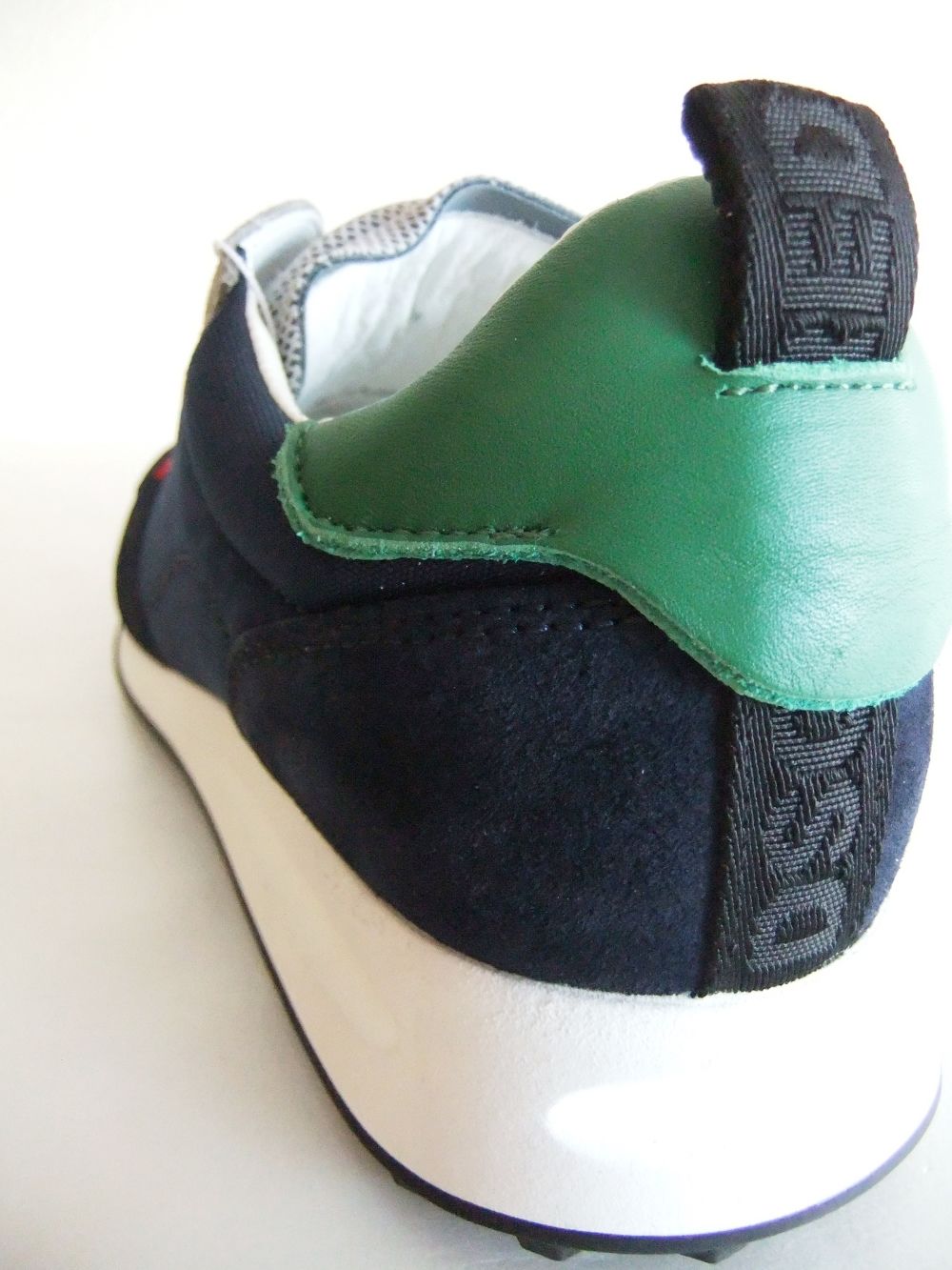 NEW RUNNER HIKE SNEAKERS  ロゴ スニーカー  S82SN0081 (ネイビー)
