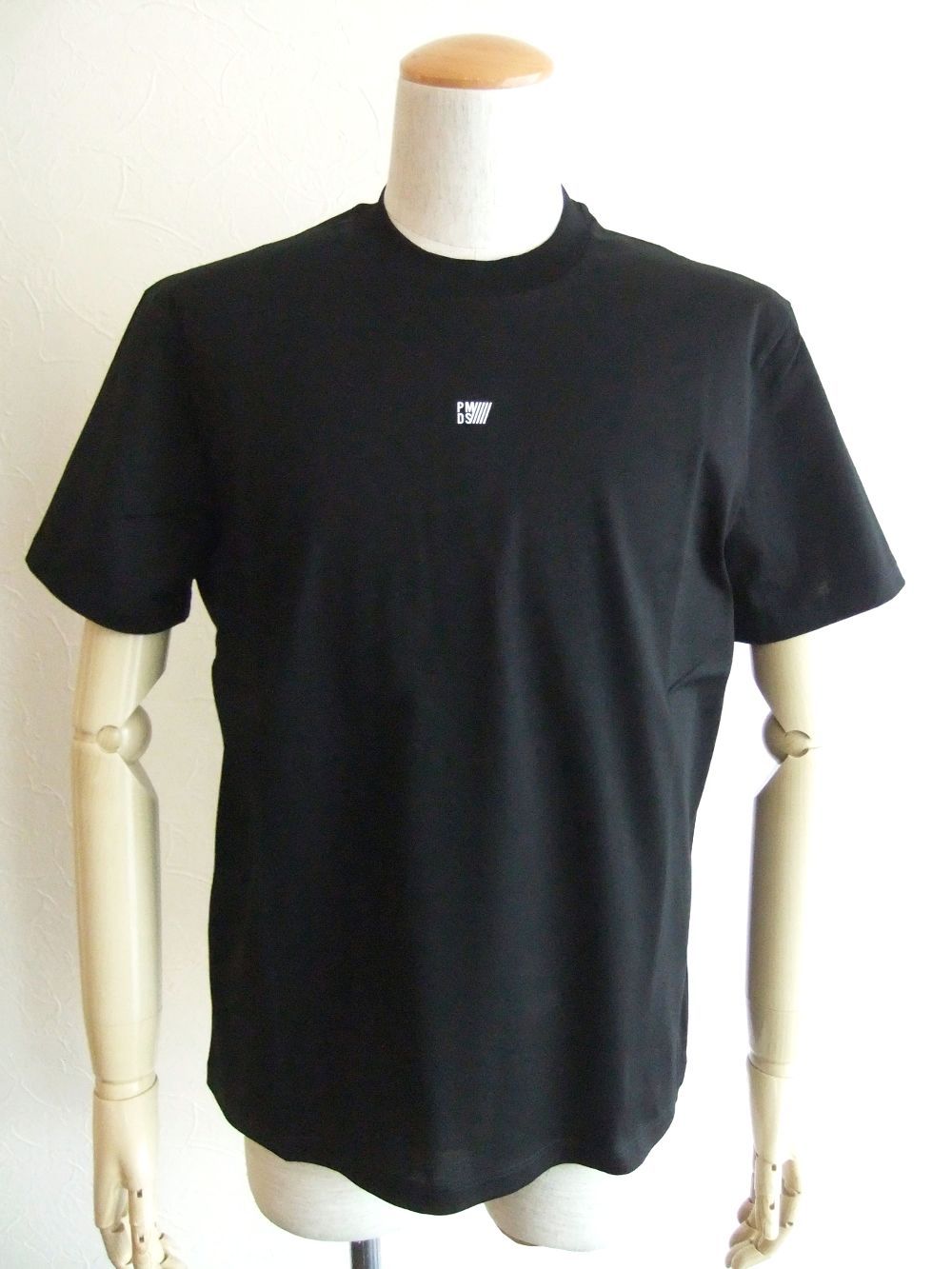 TOOSA   (ブラック）  ラインリブ 半袖 Tシャツ