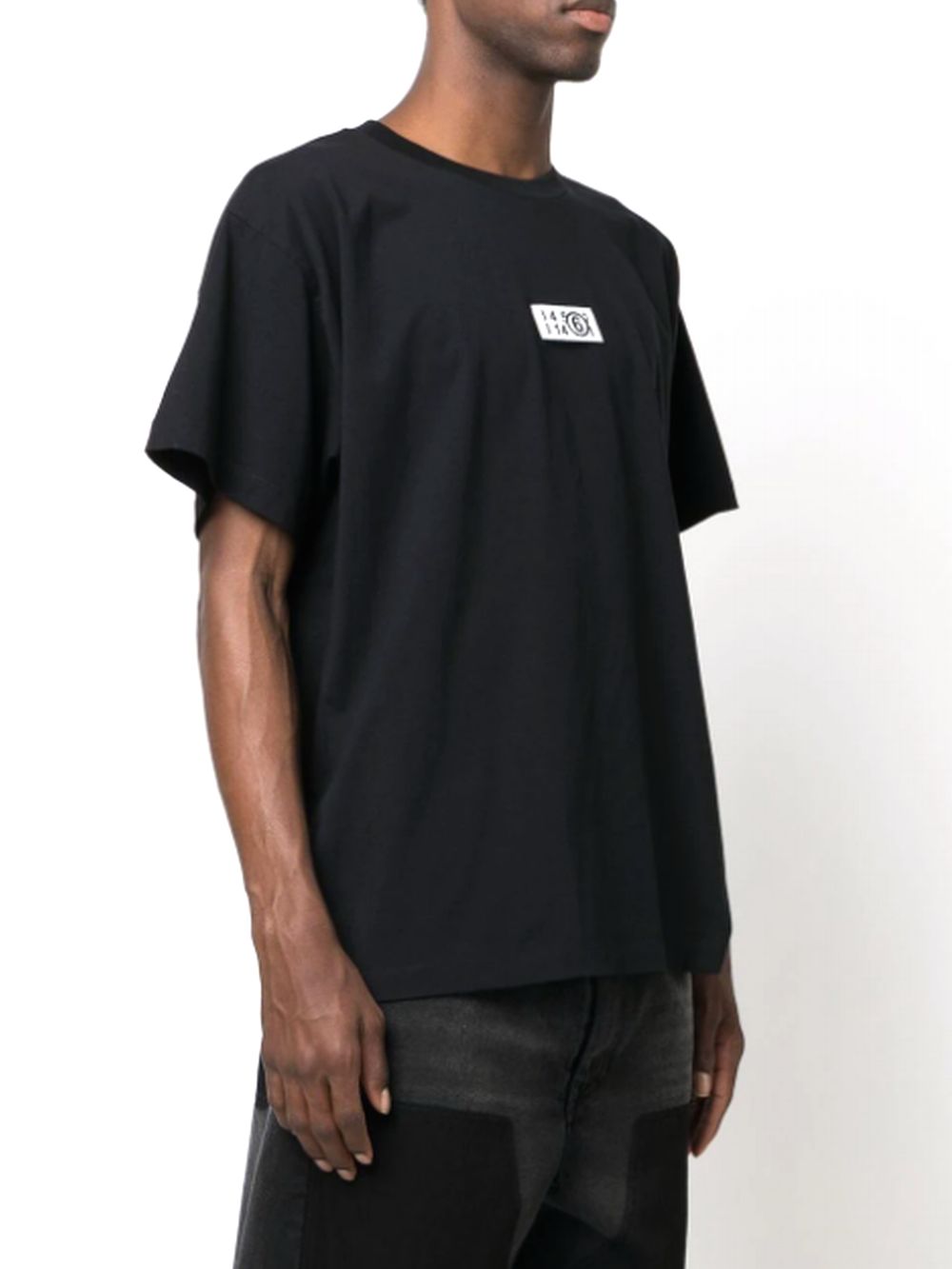 《MM➅》 Maison Margiela  6LOGO PRINT T-SHIRT (ブラック) ロゴTシャツ