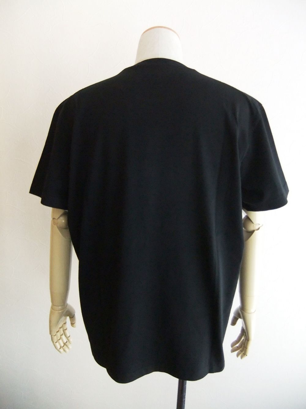 【DSQUARED2】Cool Fit Velvet ロゴ入りTシャツ（ブラック） MUmvKC68nqcB.jpg?width=768