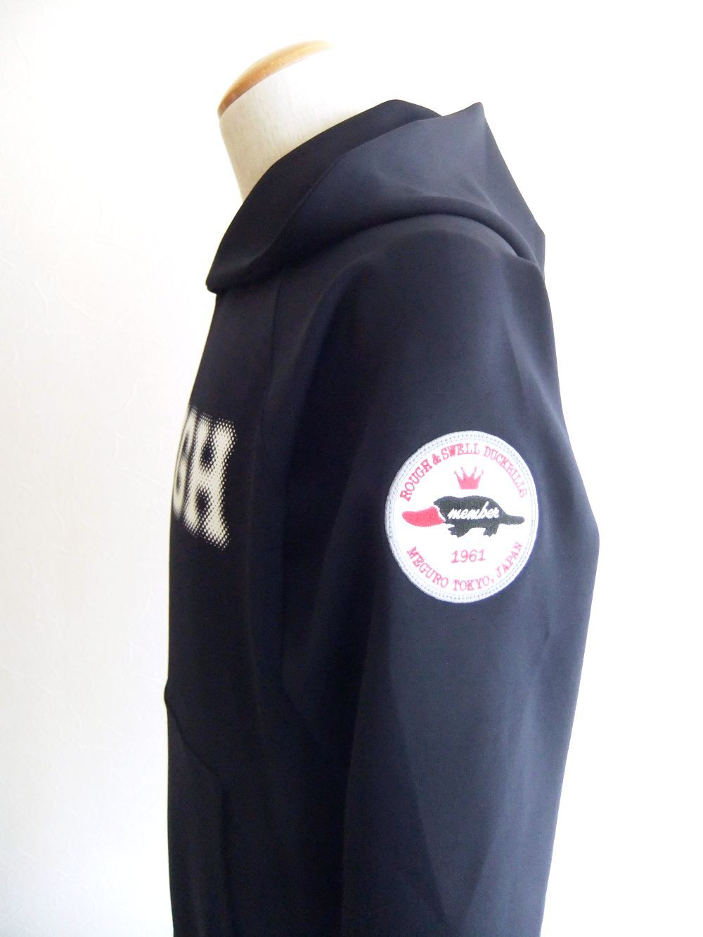 HAZY LOGO HOODIE  (ネイビー) ロゴ入りフーディ   RSM-23036