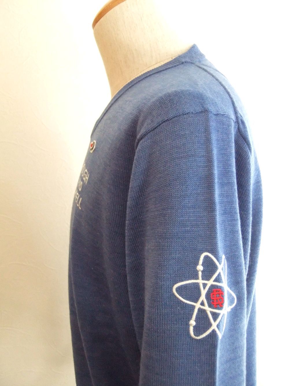 GALAXY  V- NECK   ロゴ入りVネックセーター ( ブルー ) RSM-21271
