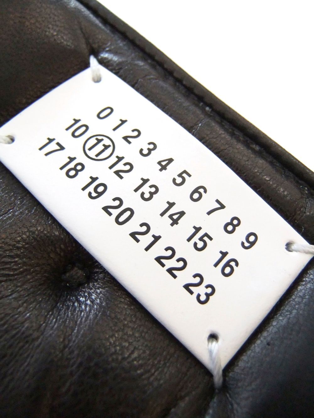 ZIP AROUND WALLET    「グラム スラム」 エンブロイダリー  ウォレット