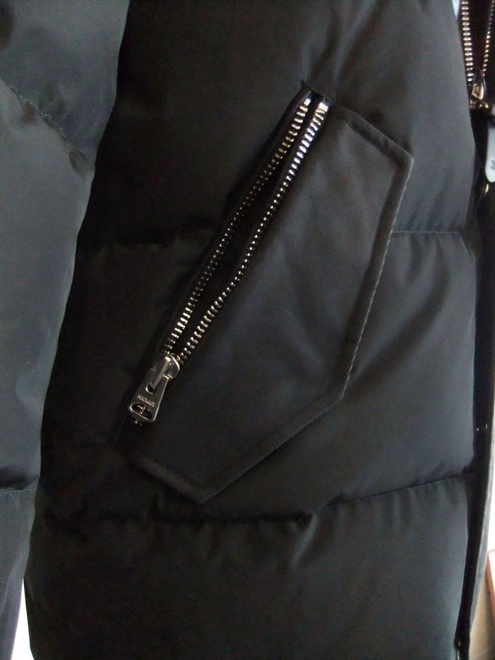 RILEY  (ブラック)   フーデッドダウンジャケット