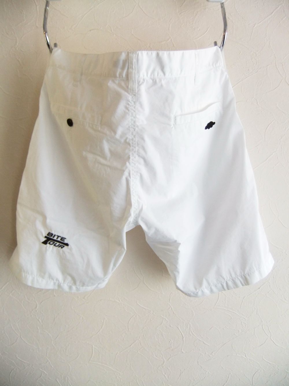 BITE TOUR SHORTS (ホワイト)  コットンストレッチ ハーフパンツ   RSM-24062