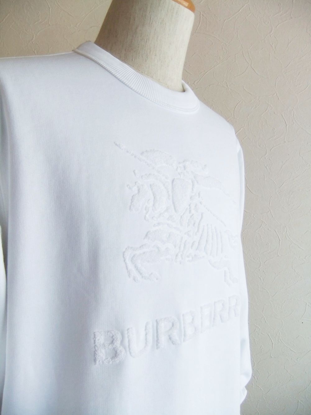 BURBERRY - EKD (ホワイト) コットン スウェット シャツ | 4.444glad