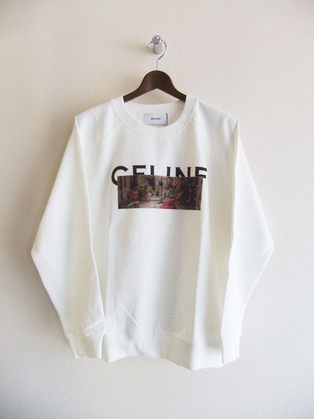 【MICALLE MICALLE Account】 HOMMAGE  CE SWEATSHRIT (ホワイト)   ロゴ Tトレーナー  MAG106TDC