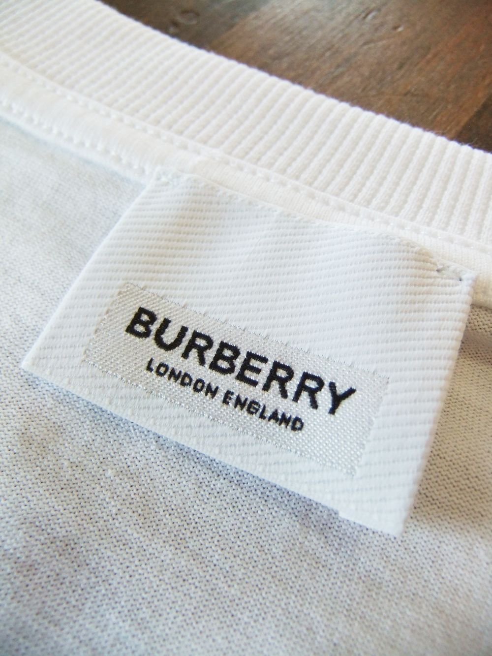 BURBERRY - MONTAGE PRINT COTTON OVERSIZED T-SHIRT グラフィック