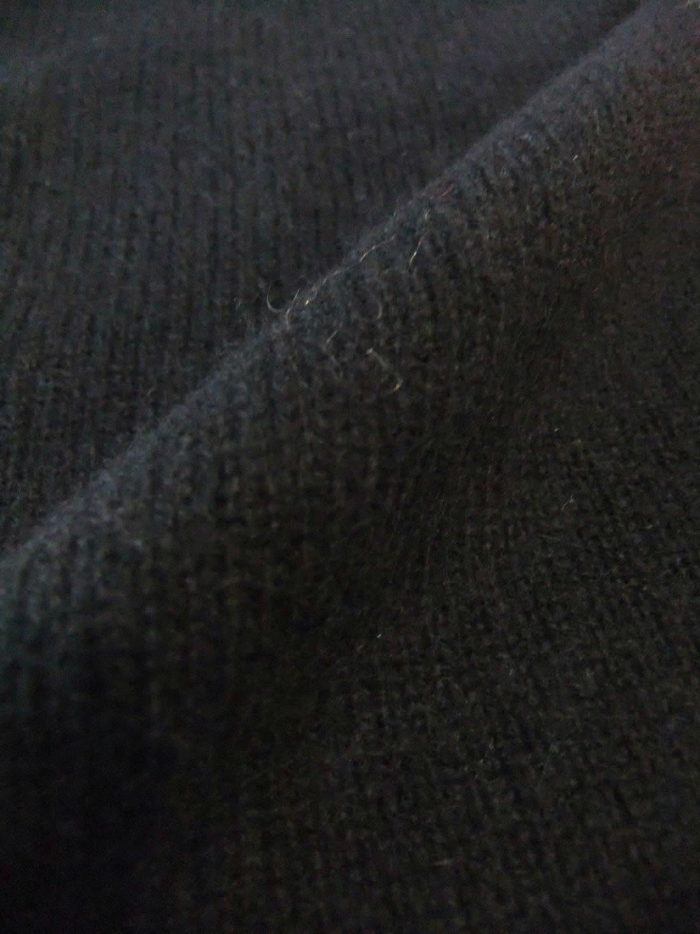 カシミヤ クルーネック カーディガン   （ブラック） 546945