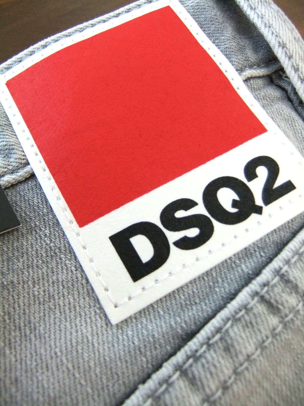 Dsquared2 - BRUSHED GREY SKATER JEAN スケーター ジーンズ Dsquared2 - BRUSHED GREY SKATER JEAN スケーター ジーンズ