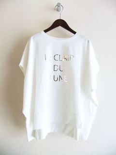 ロゴプリント フロントスリット コクーン Tシャツ  (ホワイト)  526976