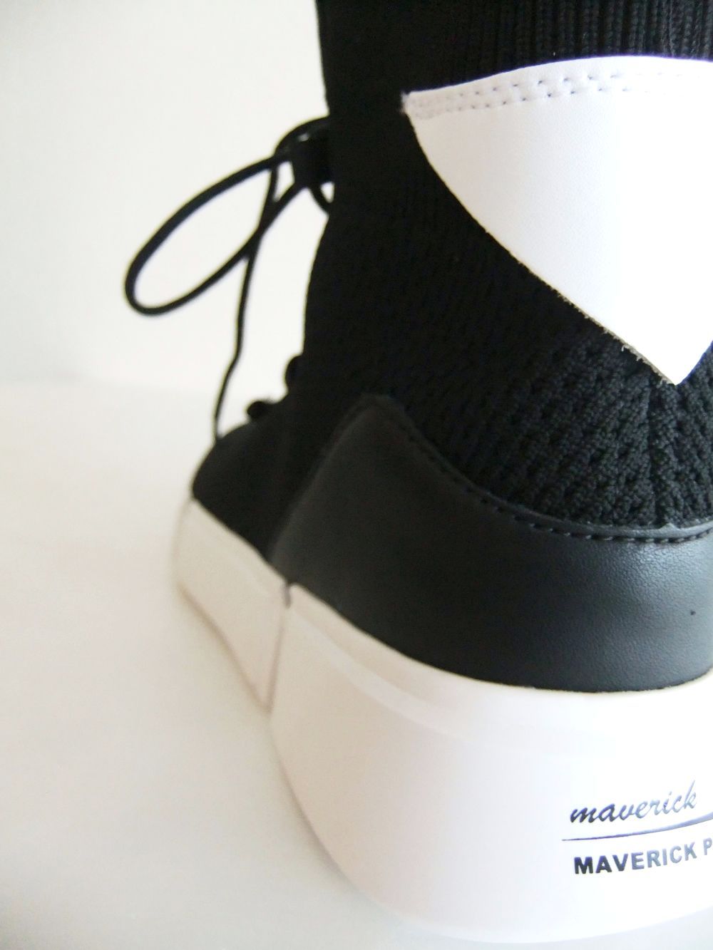 ロゴ入り ミッド スニーカー  LOGO MID SNEAKERS   MS 2048