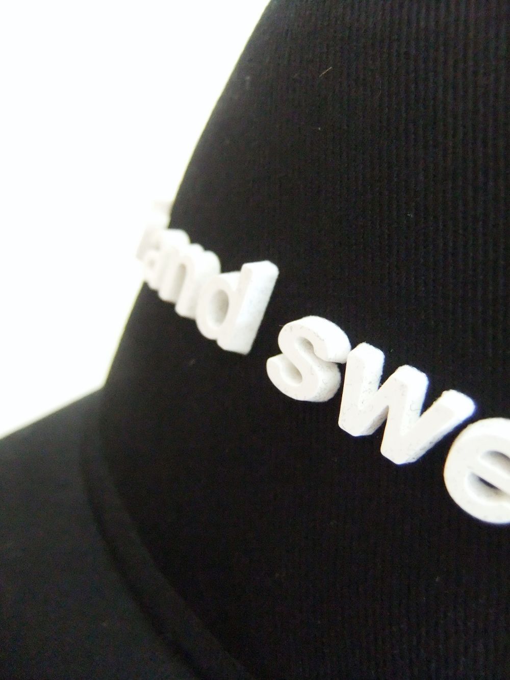 SIMPLE B.B. CAP  ( ブラック )  ロゴ入りキャップ