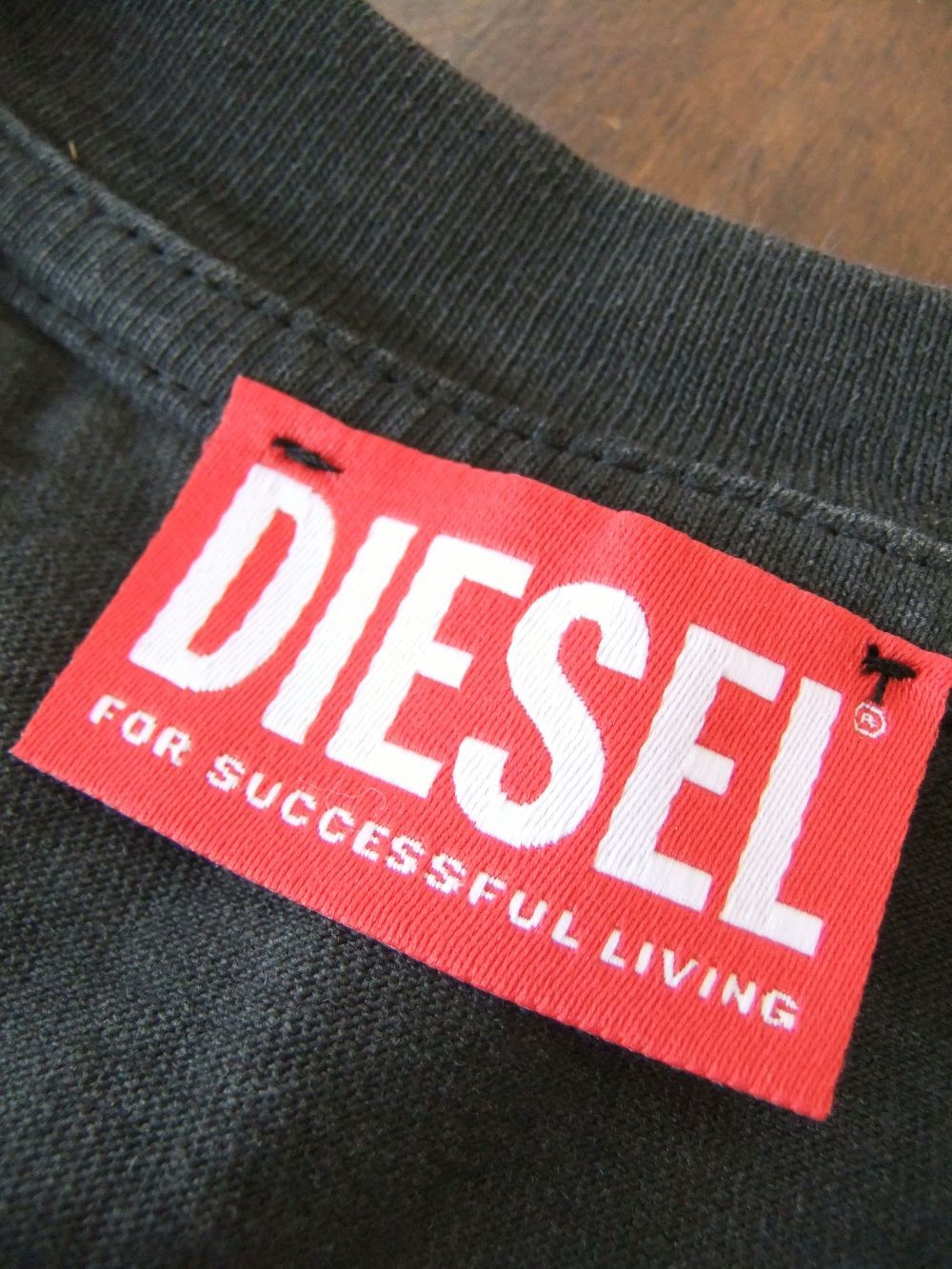 《LADIES》  DIESEL  ❤＋ ロゴプリント T-SHIRT   A12838-AMDA
