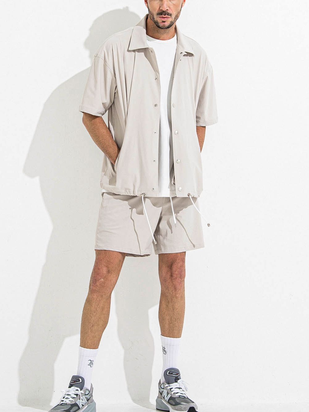 NYLON HALF COACH JACKET  ハーフスリーブ コーチジャケット （グレージュ）