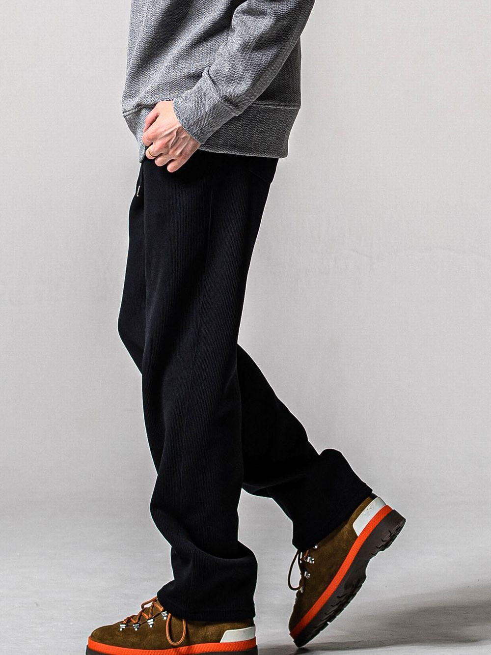 AZE WIDE TUCK PANTS   ワイド イージーパンツ （ブラック）