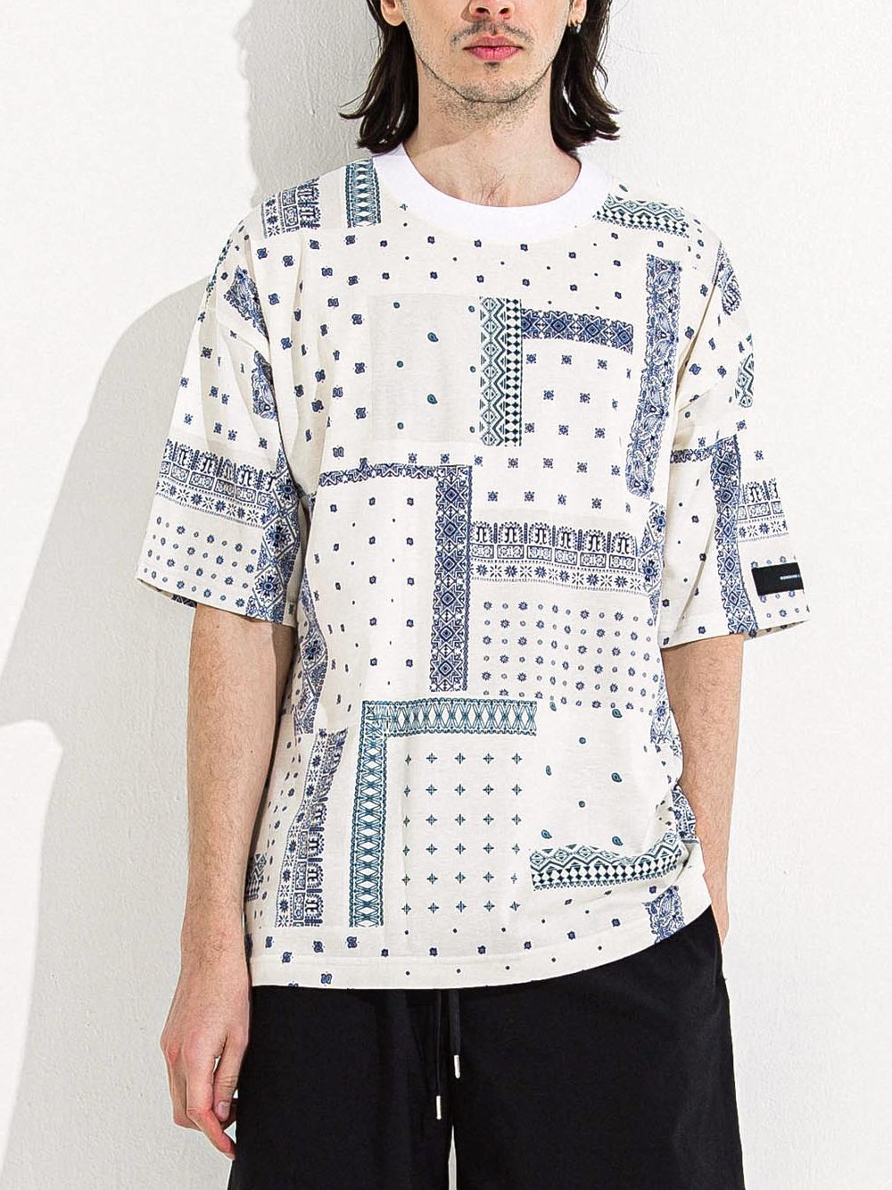 RESOUND CLOTHING - BANDANA OVER TEE (ホワイト) バンダナ柄