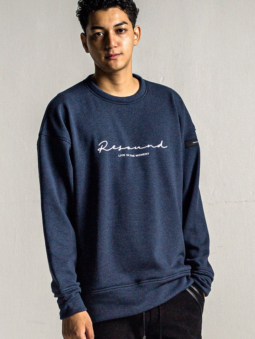 HANDWRIITING LOGO VELOURS FLEECE DROP TRAINER (ネイビー) ロゴ ルーズ トレーナー