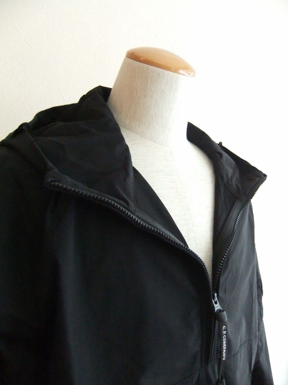 NYLON STRETCH DOUBLE HOODIE   ナイロン ストレッチ フーディ