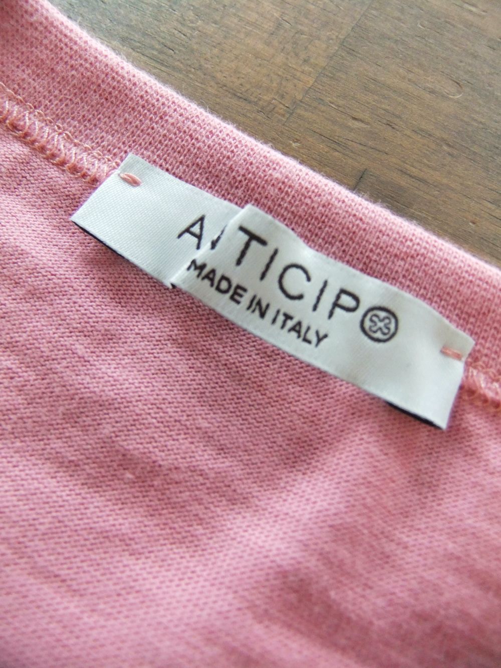 クルーネック 半袖Tシャツ  NEBBIOLO  (レッド)
