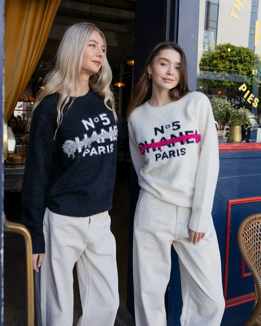 【MICALLE MICALLE Account】 HOMMAGE  No5 SHAGGY KNIT (ホワイト)   ロゴ ニット  MAG110NDC