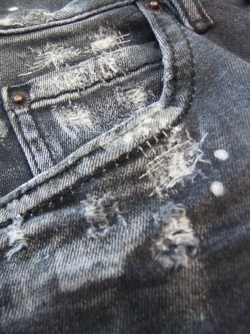 《LADIES》 デニム  COOL GIRL CROPPED JEAN  S75LB0514
