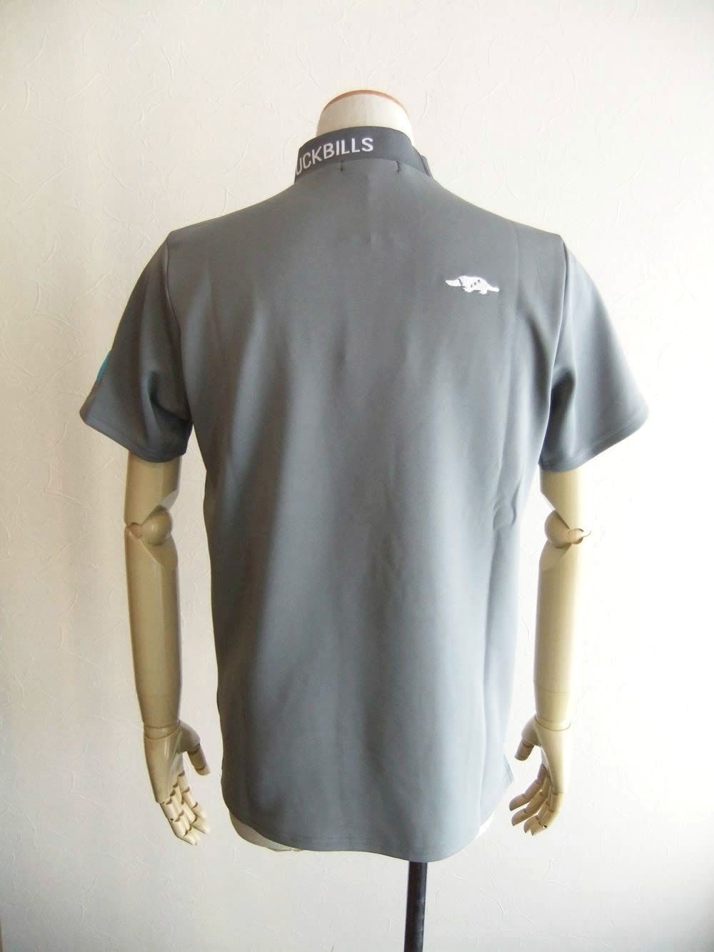 COLLAR LOGO MOCK  (グレー)  半袖モックネック シャツ  RSM-26036