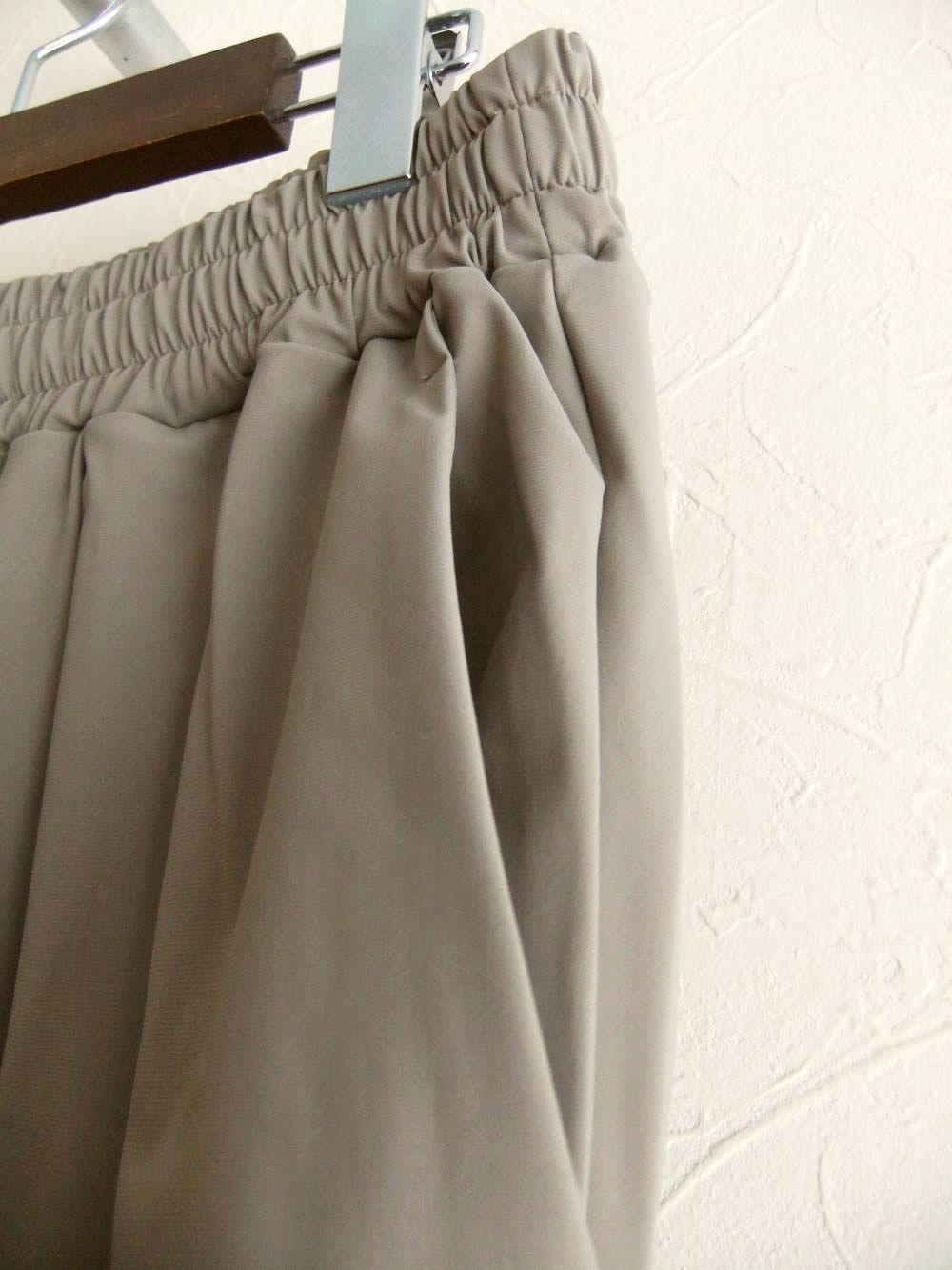 PANTS OVER PINCES COLD  (ベージュ) ナイロン ストレッチ パンツ