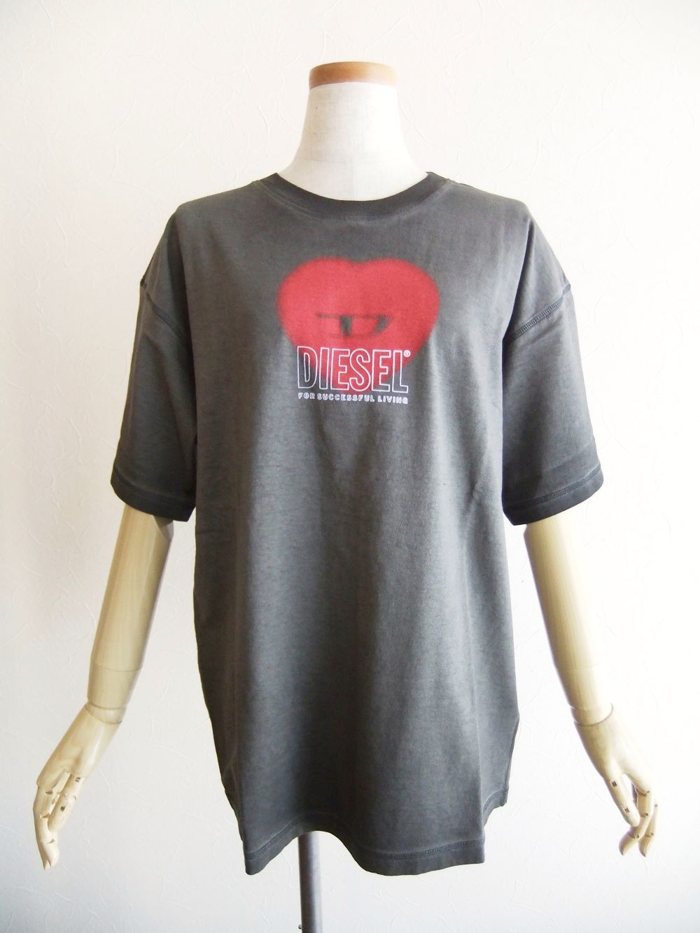DIESEL - 《LADIES》 DIESEL ❤＋ ロゴプリント T-SHIRT A12838